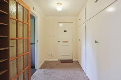 2 bedroom apartment for sale, Meyrick Road, Bournemouth