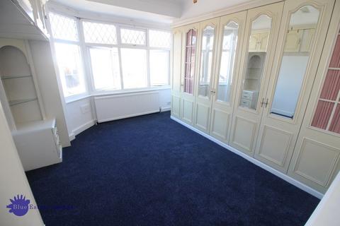 10 Francis Road, Hounslow, TW4 7JX