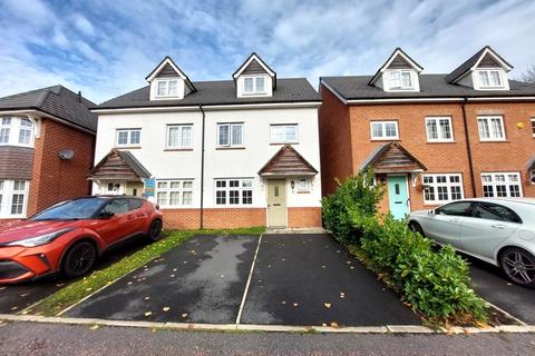 undefined, Oaks Close, Prestwich, M25