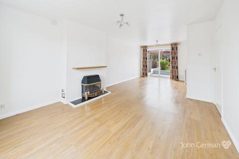 undefined, Pine Close, East Leake