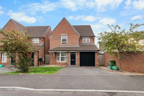 3 bedroom detached house for sale, Rhodfa'r Morwydd, Penarth CF64
