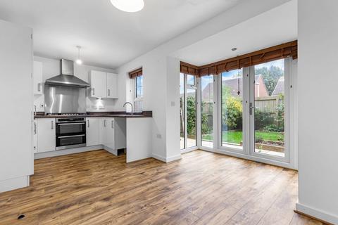 3 bedroom detached house for sale, Rhodfa'r Morwydd, Penarth CF64
