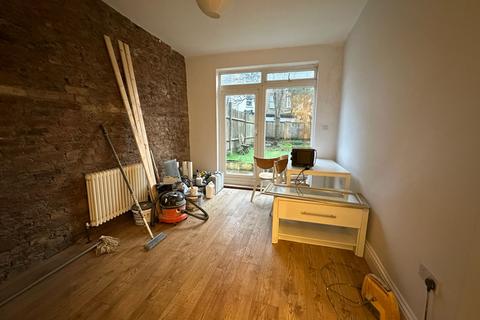 undefined, Harpenden Road, London, SE27