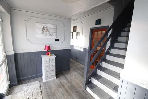 4 bedroom semi-detached house for sale, Mayfield Cottages, Harwd Road