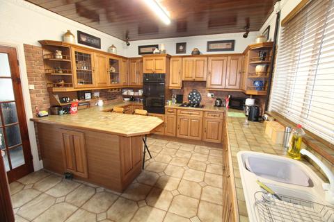 4 bedroom semi-detached house for sale, Mayfield Cottages, Harwd Road