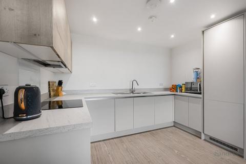 2 bedroom flat to rent, North Square, Newhall CM17