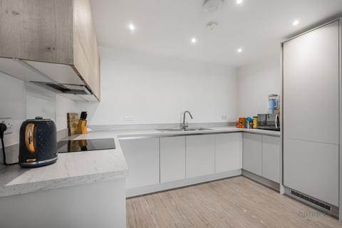 2 bedroom flat to rent, North Square, Newhall CM17