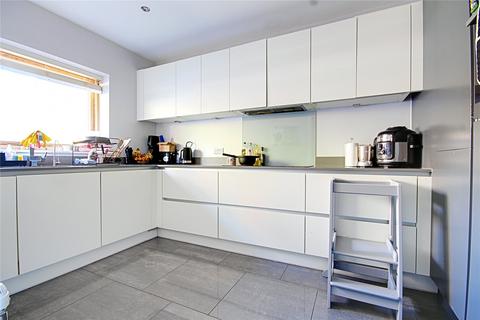 4 bedroom end of terrace house to rent, Ebony Crescent, Barnet, EN4