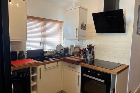 1 bedroom apartment to rent, Moorland Road, Weston-super-Mare BS23