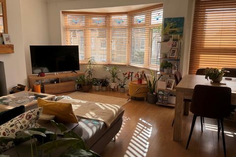 1 bedroom apartment to rent, Moorland Road, Weston-super-Mare BS23