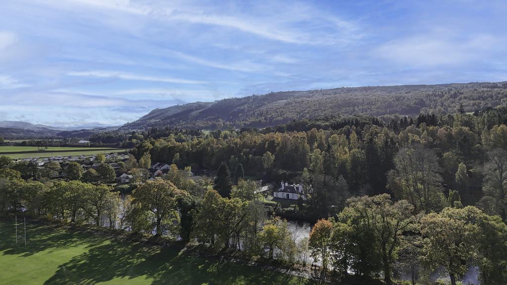 DJI 20251020131335 0965 D-3-Edit
