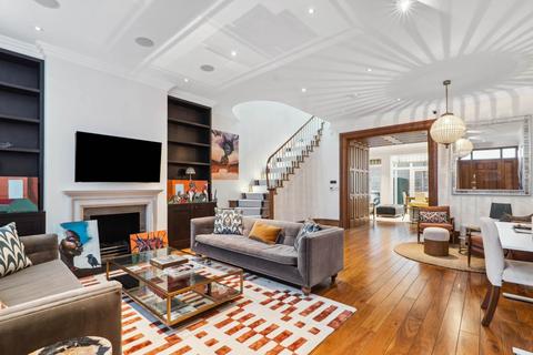 undefined, Montpelier Walk, Knightsbridge SW7