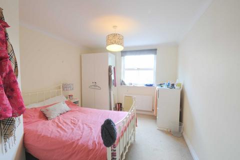 undefined, Tedman Court, Limes Grove, Lewisham