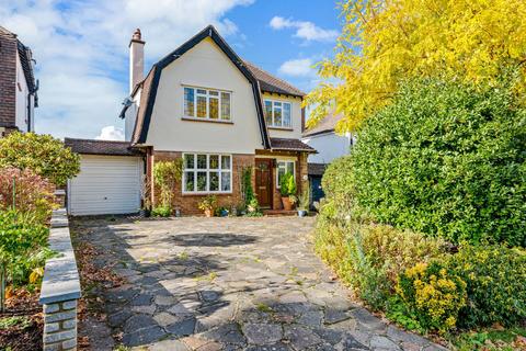 undefined, Pine Hill, Epsom KT18