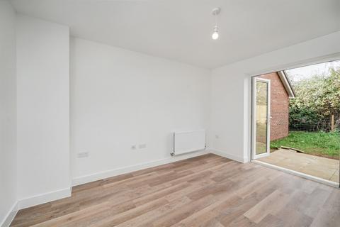 undefined, Exeter EX2