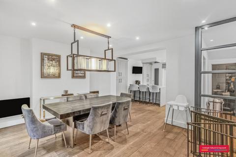 undefined, Gunter Grove, London, SW10