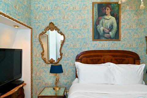 undefined, Sloane Gardens, London, SW1W