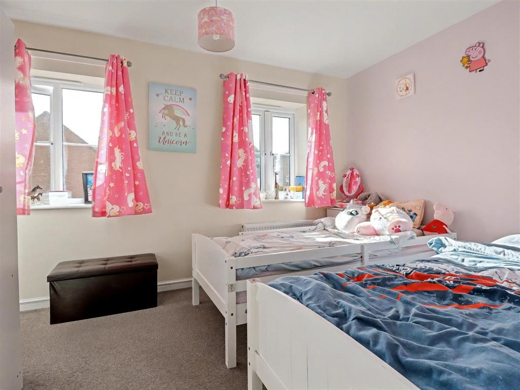 Principal bedroom