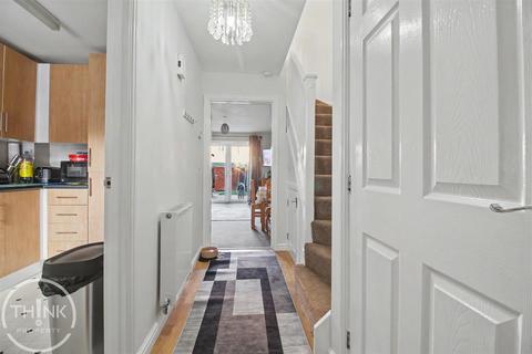 2 bedroom terraced house for sale, Peabody Road, Norwich NR11