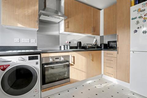 2 bedroom terraced house for sale, Peabody Road, Norwich NR11