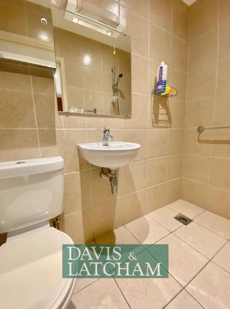 The En-Suite Wet...
