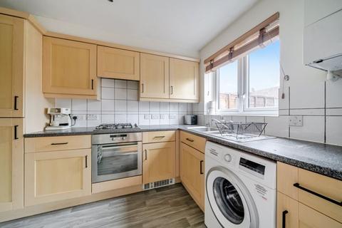 3 bedroom terraced house for sale, Stanley Close, London SE9