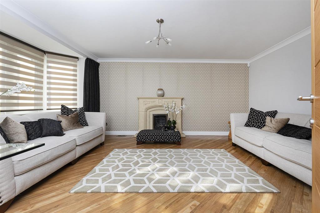 Bramleys Estate Agents - Crow Lees Gardens (2).jpg