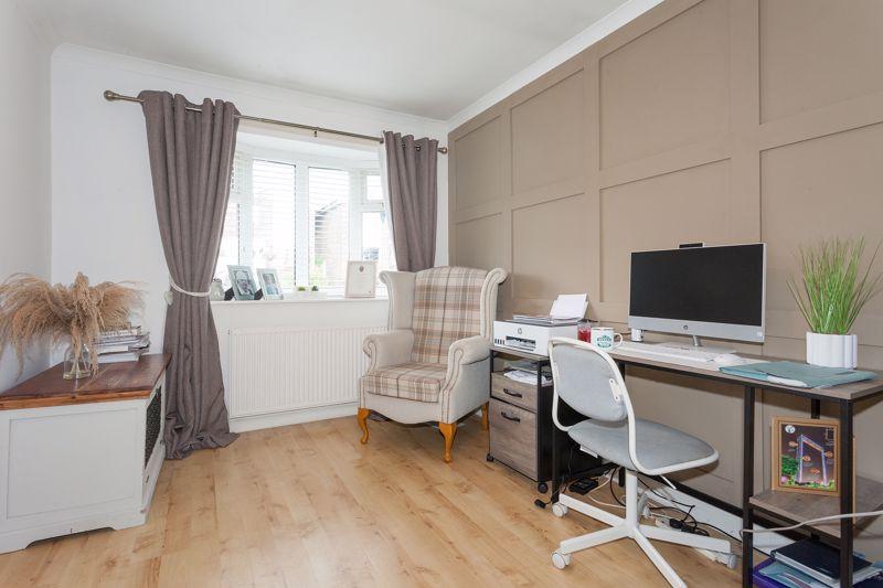 Dining room/study