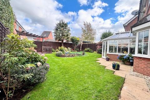 4 bedroom detached house for sale, Foxfield Way, Grange Park, Northampton NN4