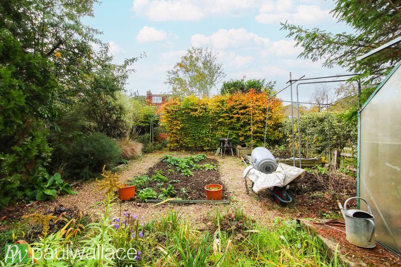 140' Rear Garden