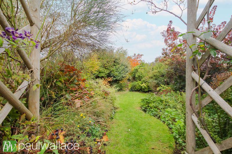 140' Rear Garden