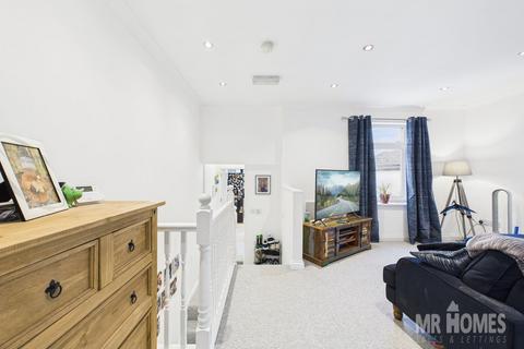 2 bedroom flat for sale, Topaz Street, Roath, Cardiff, CF24