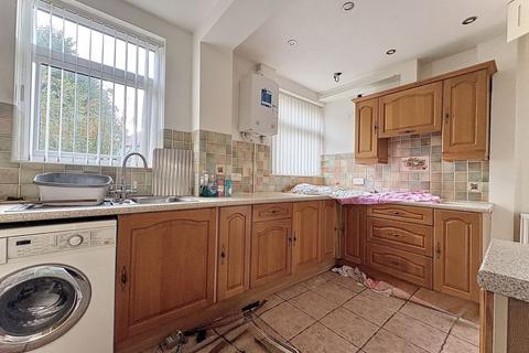 3 bedroom semi-detached house for sale, Sutherland Road, GOLDTHORN PARK, WV4 5AW
