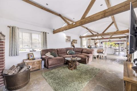 undefined, Kerves Lane, Horsham