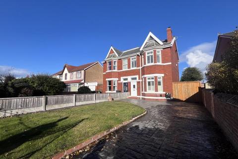 undefined, Golf Open 2026 - Marshside Road, Southport - Sleeps 10