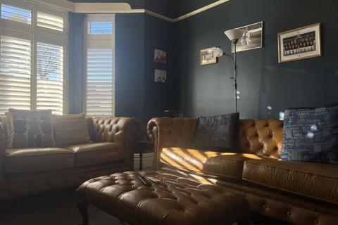 undefined, Golf Open 2026 - Marshside Road, Southport - Sleeps 10