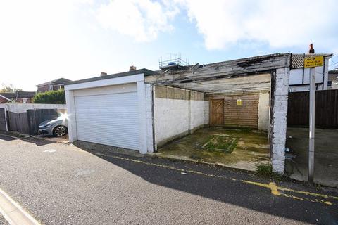 2 bedroom terraced house for sale, Lytton Road, Bournemouth BH1