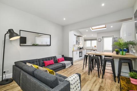 Hartley Grove, Leeds LS6