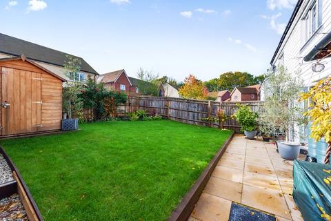 38 Flagstone Crescent, Chineham, Basingstoke, RG24 8DG