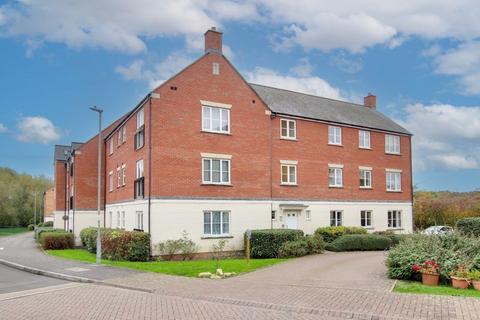 32 Blease Close, Staverton, Trowbridge, BA14 8WD