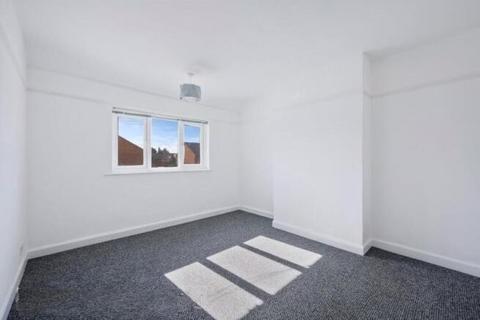 1 bedroom apartment to rent, Kingston Road, New Malden KT3 3RN