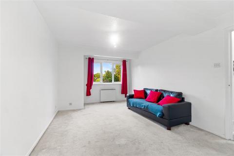 1 bedroom flat for sale, Ullathorne Road, SW16