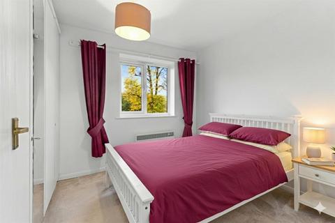 undefined, Ullathorne Road, SW16