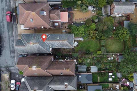 5 bedroom detached house for sale, Queensland Road, Pokesdown