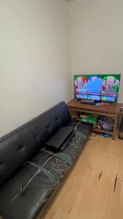 5 bedroom flat to rent, Ealing Road, Wembley HA0