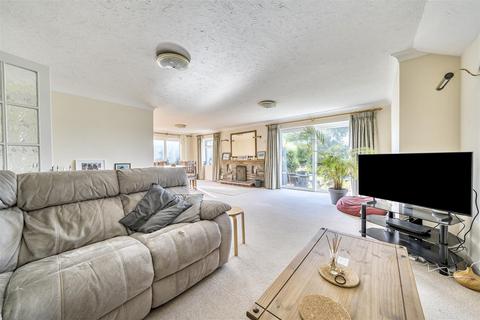 3 bedroom bungalow for sale, Pinaster Close, Honiton