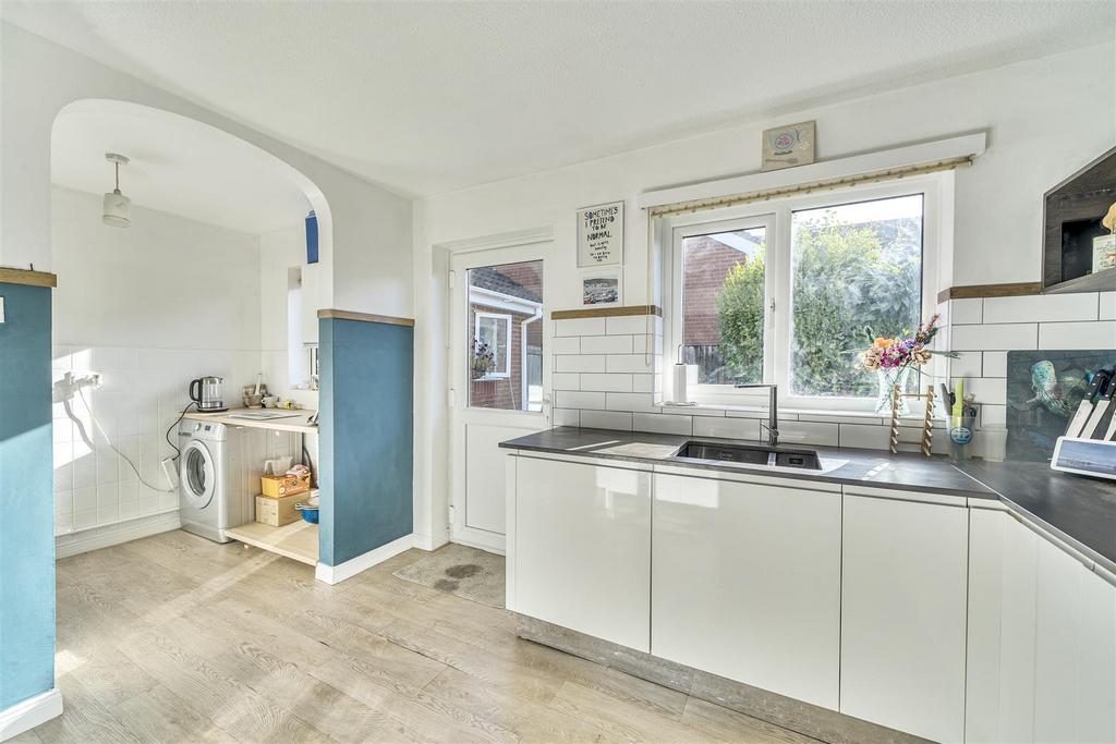 Kitchen/Utility