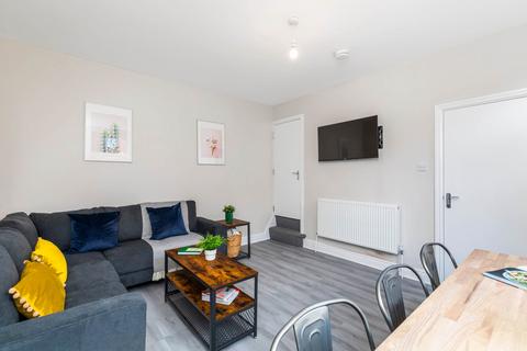 Thornville Grove, Leeds LS6