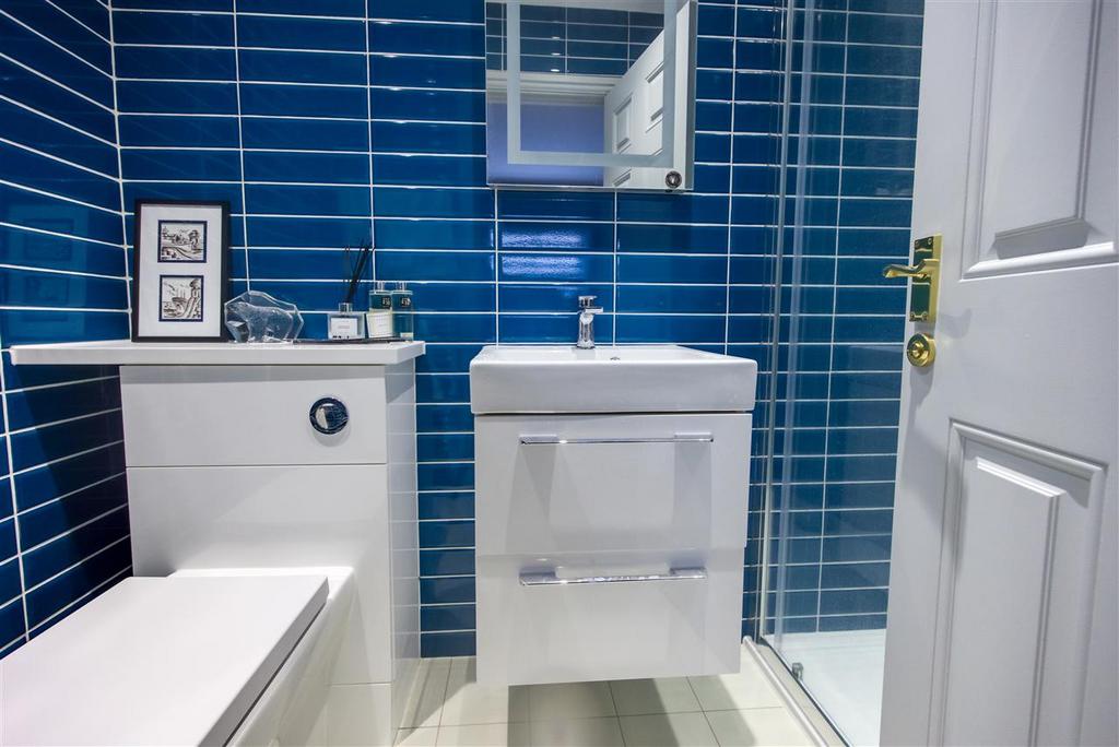 Ensuite ( First
