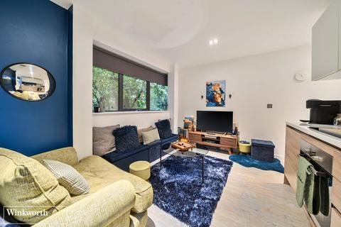 1 bedroom apartment for sale, London Road, Old Basing, Basingstoke, Hampshire, RG24